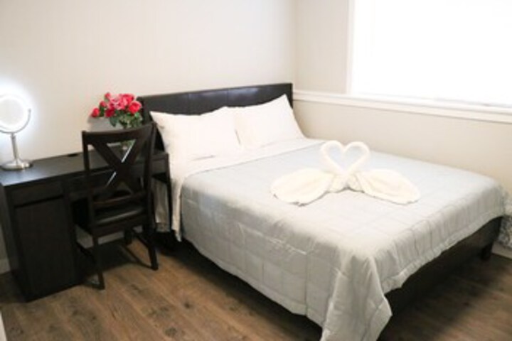 North Seattle Guesthouse