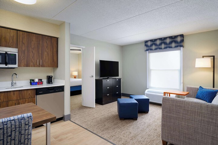 Room 40 of 64
