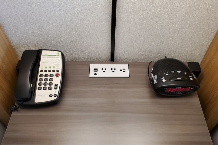 Room 20 of 64