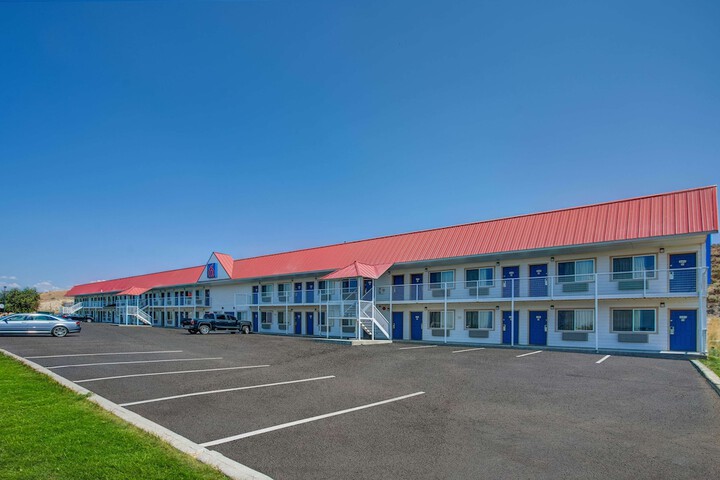 Motel 6 Baker City OR