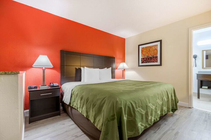 Room 16 of 43