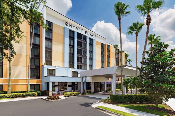 Hotel 2 of 51