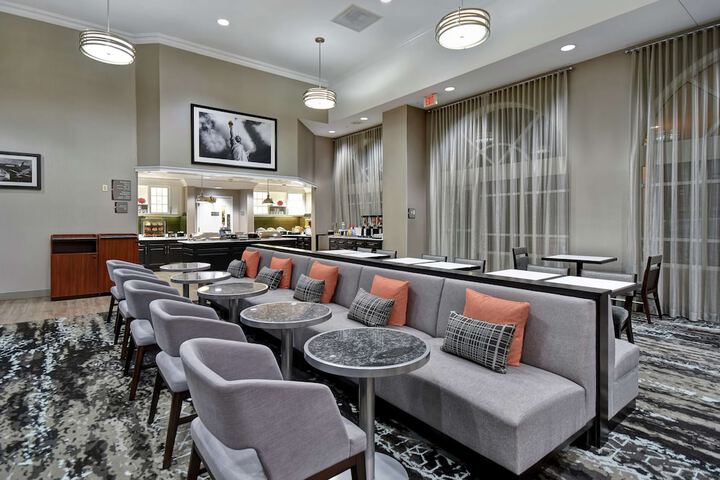 Homewood Suites by Hilton Edgewater