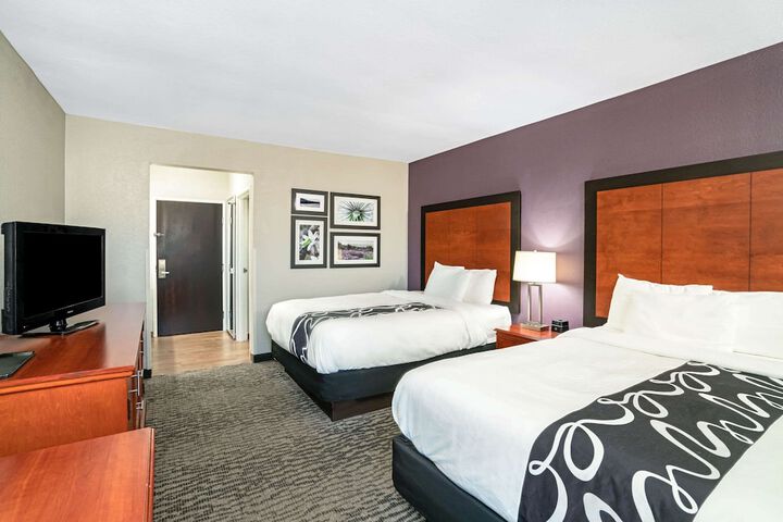 Room 28 of 51