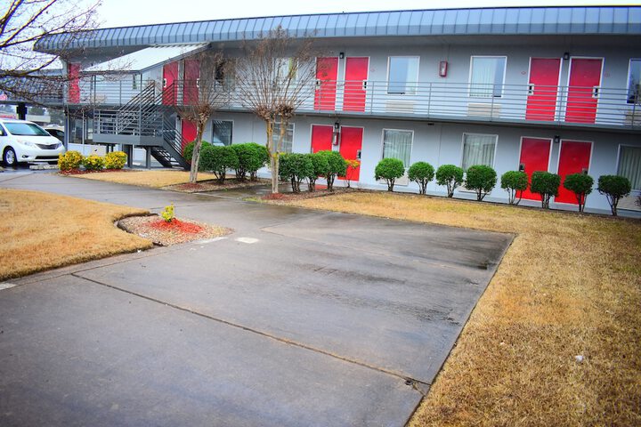 Property Grounds 19 of 20
