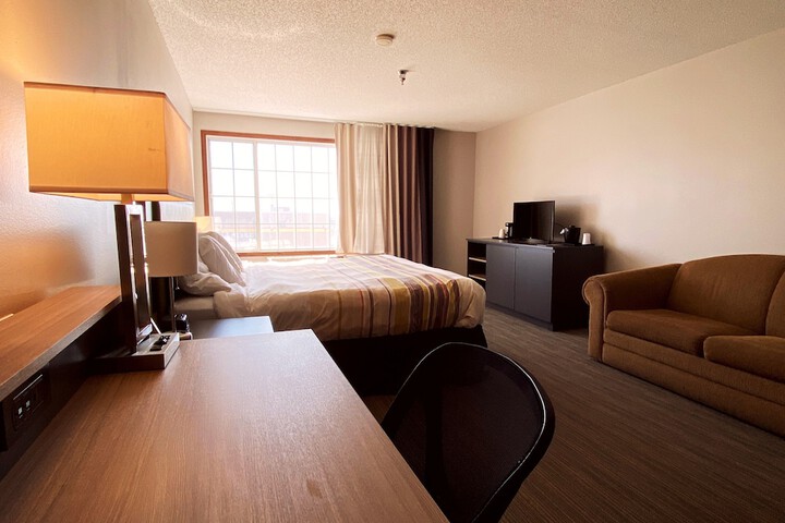 Room 11 of 15