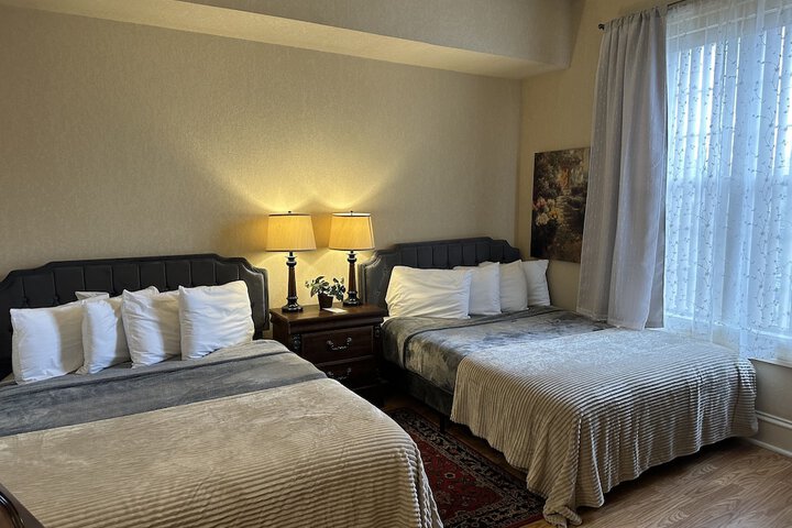 Room 12 of 27