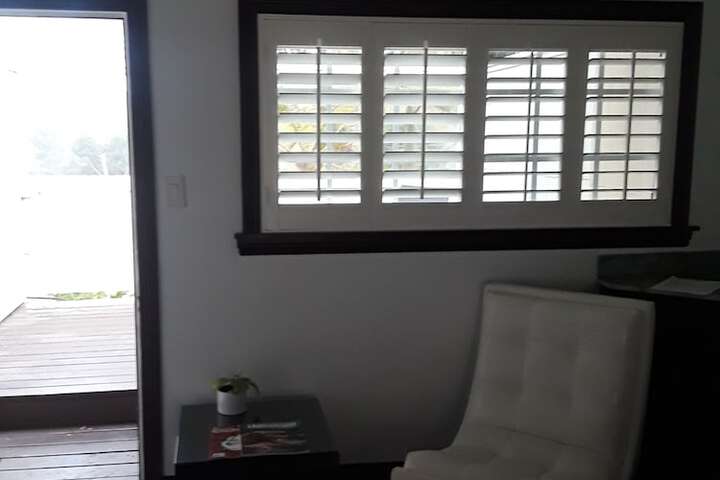 Malibu Country Inn
