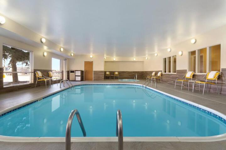 Fairfield Inn & Suites Bismarck North
