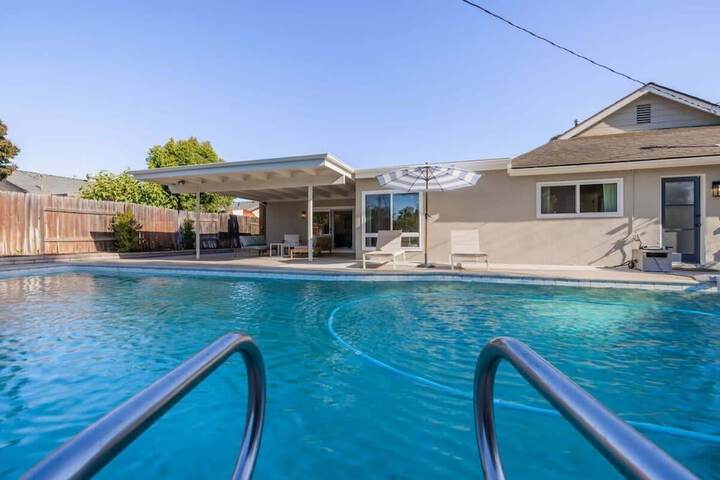 at Marbella Lane - Cozy Modern Home w / Relaxing Design & Pool