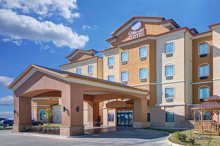 Hotel 2 of 55