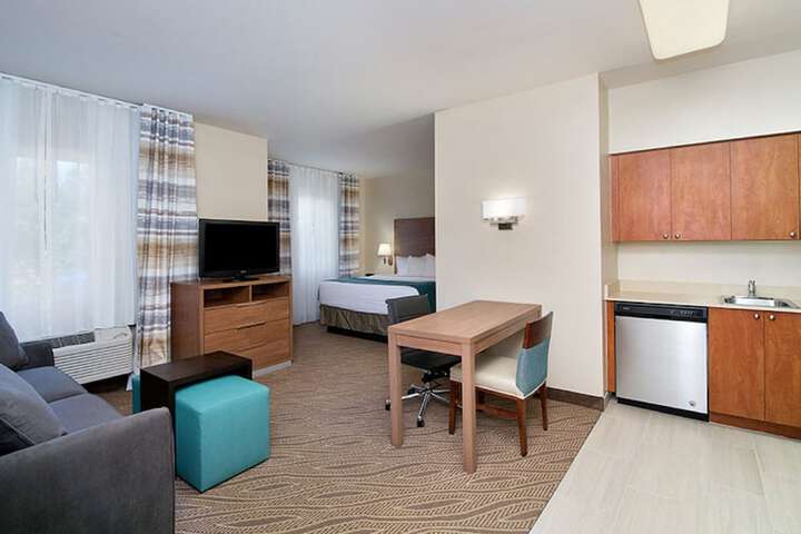 Room 10 of 35