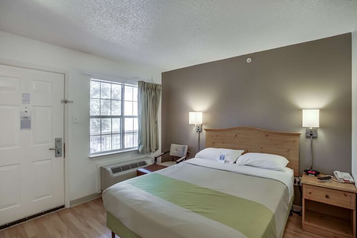 Room 34 of 36