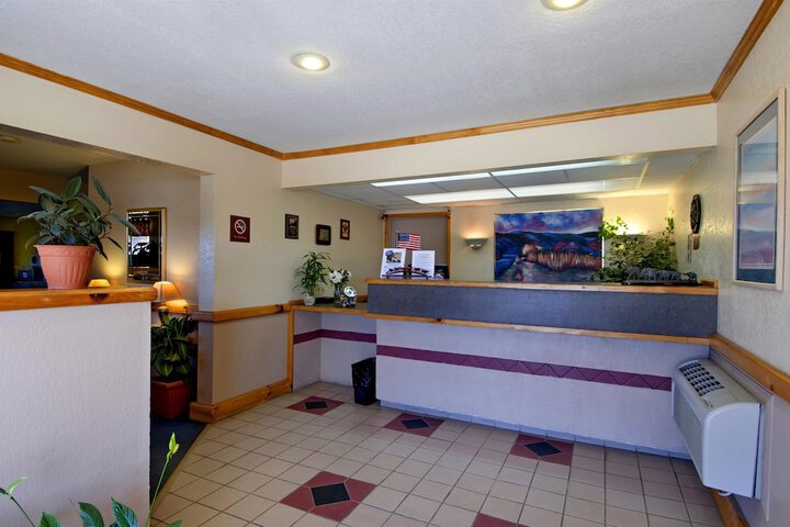Hotel Interior 14 of 31