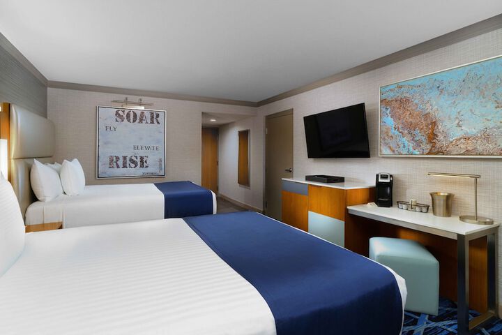 Room 72 of 143