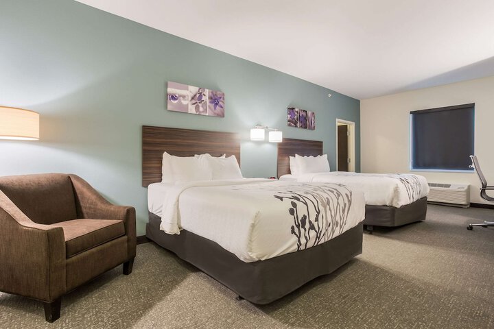 Room 15 of 28
