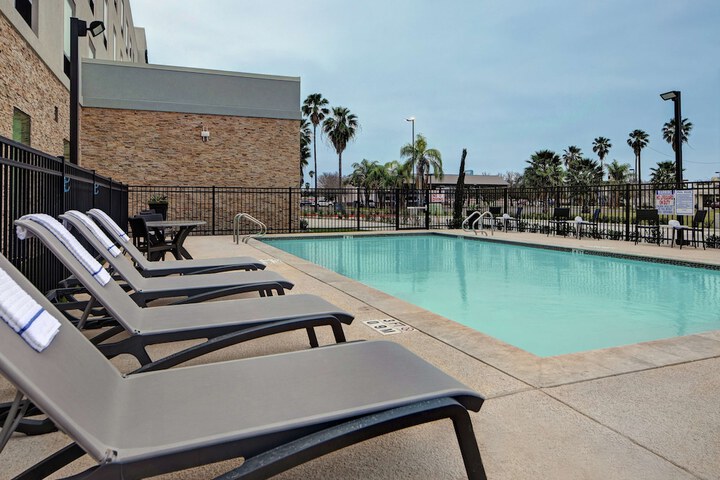 Hotel 10 of 39