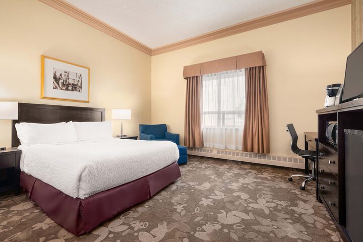 Room 6 of 20