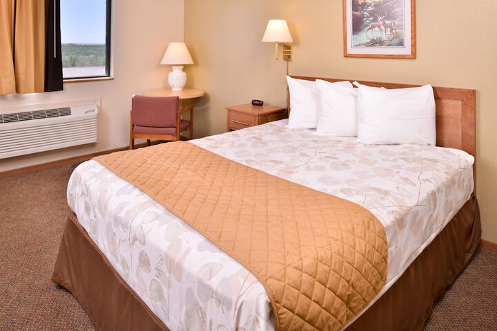 Room 10 of 22