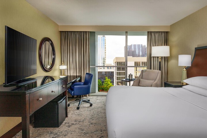 Courtland Grand Hotel Trademark Collection by Wyndham