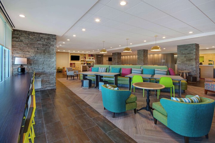 Hotel Interior 11 of 45