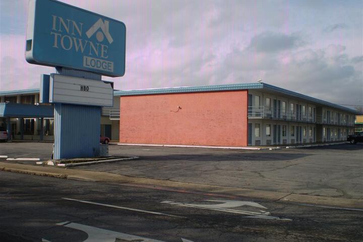 Inn Towne Lodge