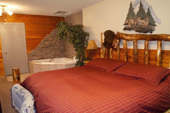 Crandell Mountain Lodge