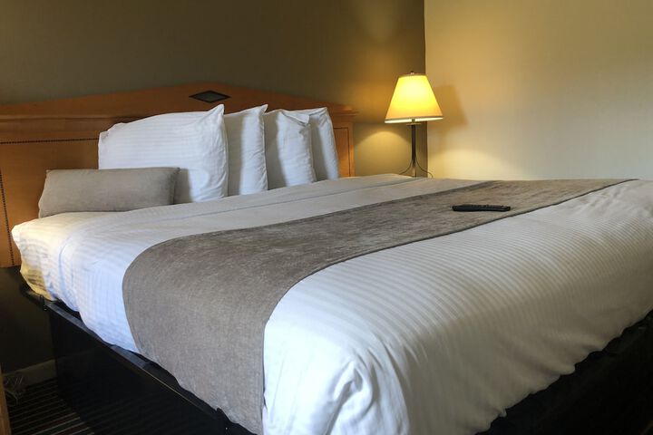 Room 9 of 9