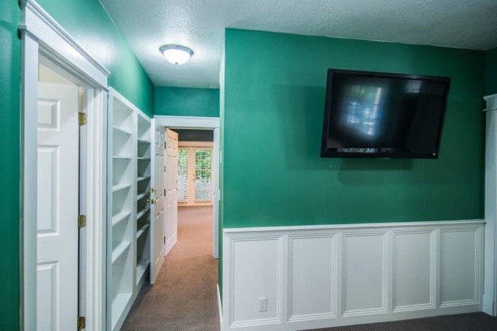 Room 69 of 144