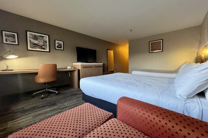 Room 7 of 44
