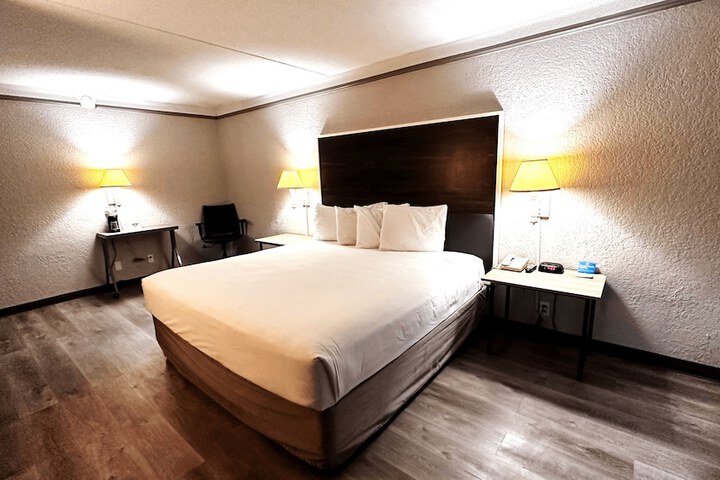 Room 49 of 62