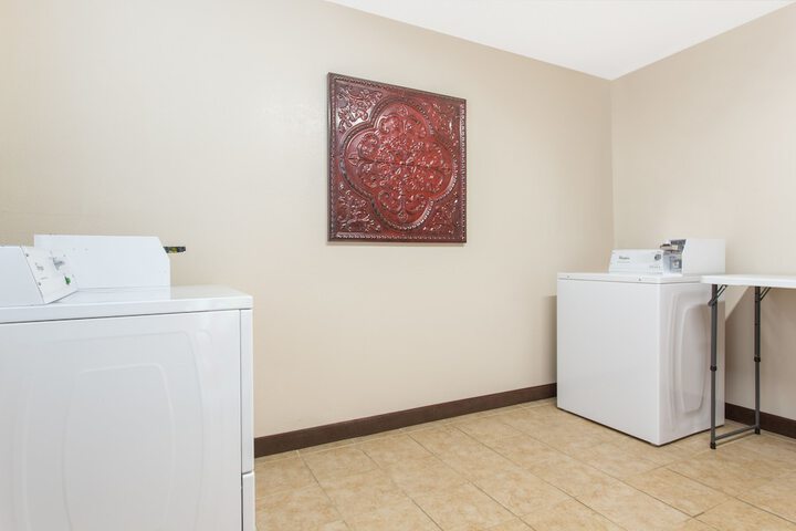 Room 15 of 16