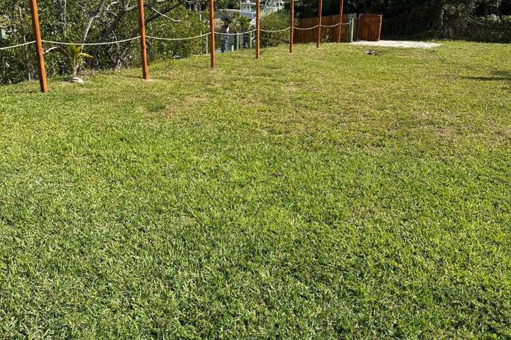 Tranquil Waterfront 2bd1ba Apt in North Palm Beach