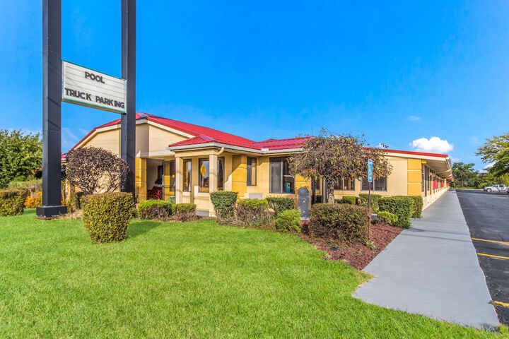 Econo Lodge Norwalk