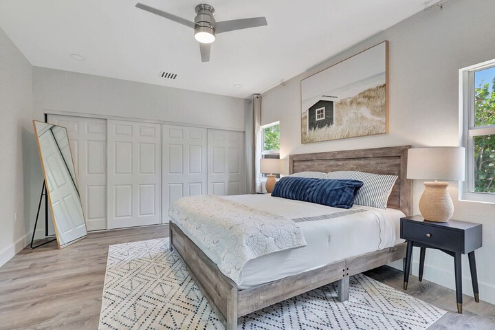 6BR Sleeps 15 Pool BBQ Firepit Games Stables More!