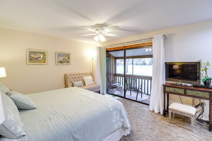 2 Mi to Rainbow Springs: Dunnellon Townhome