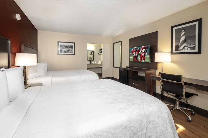 Room 30 of 39