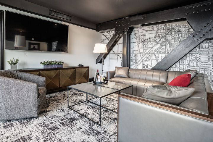 Bottleworks Hotel