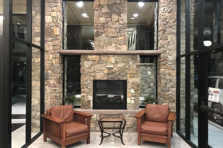 Red Feather Lodge