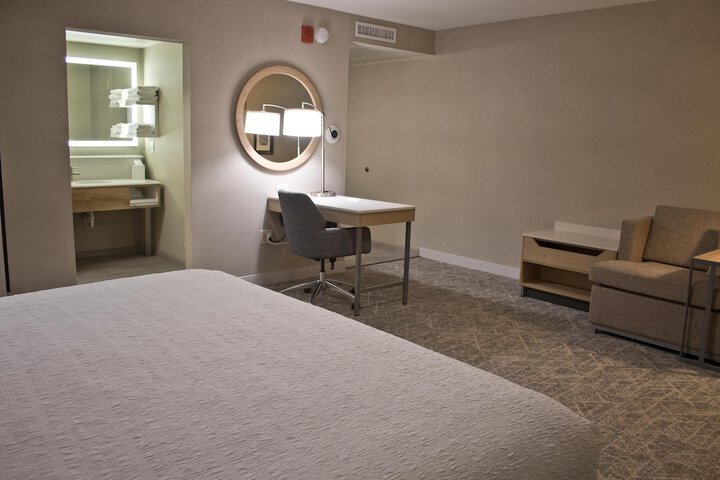 Hampton Inn & Suites Denver-Speer Boulevard