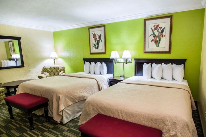 Room 7 of 29