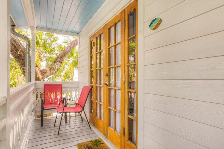 Key West Harbor Inn - Adults Only