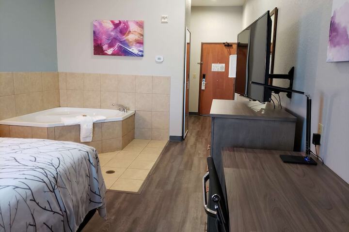 Room 8 of 31