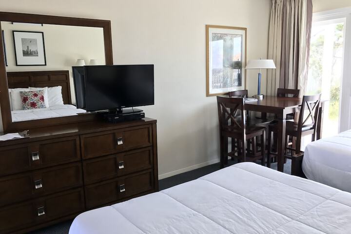 Room 54 of 122