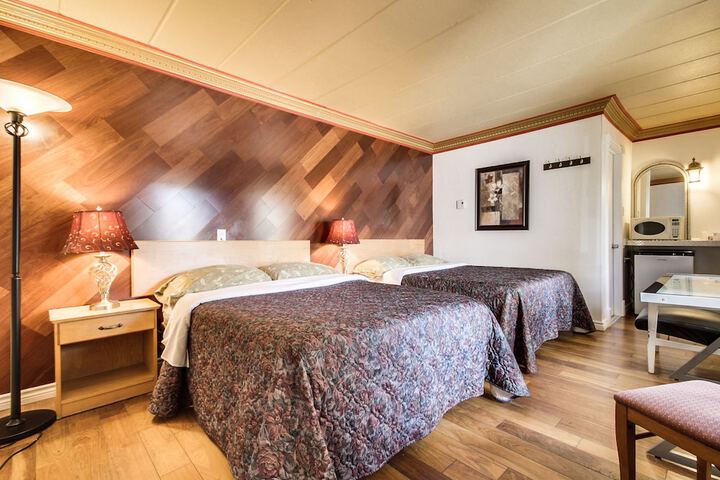 Room 49 of 60