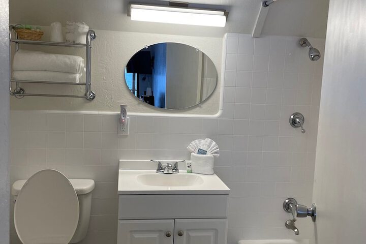 Room 35 of 130