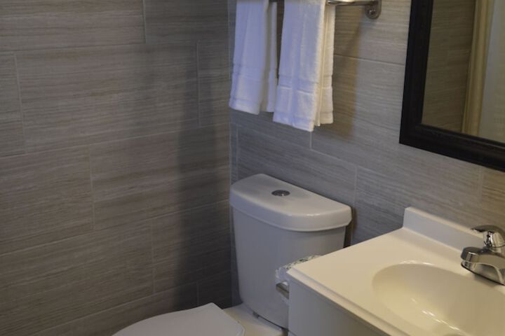Room 9 of 21