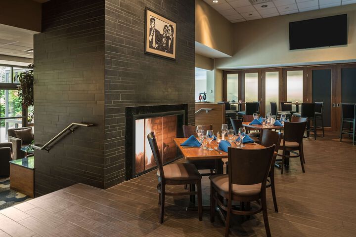 The Saratoga Hilton