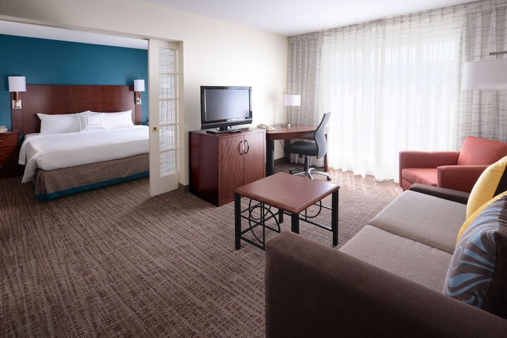 Room 8 of 20