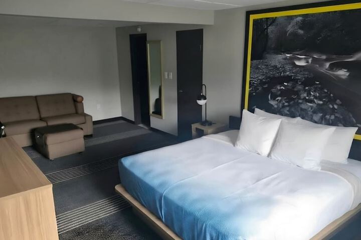Super 8 by Wyndham Monticello NY